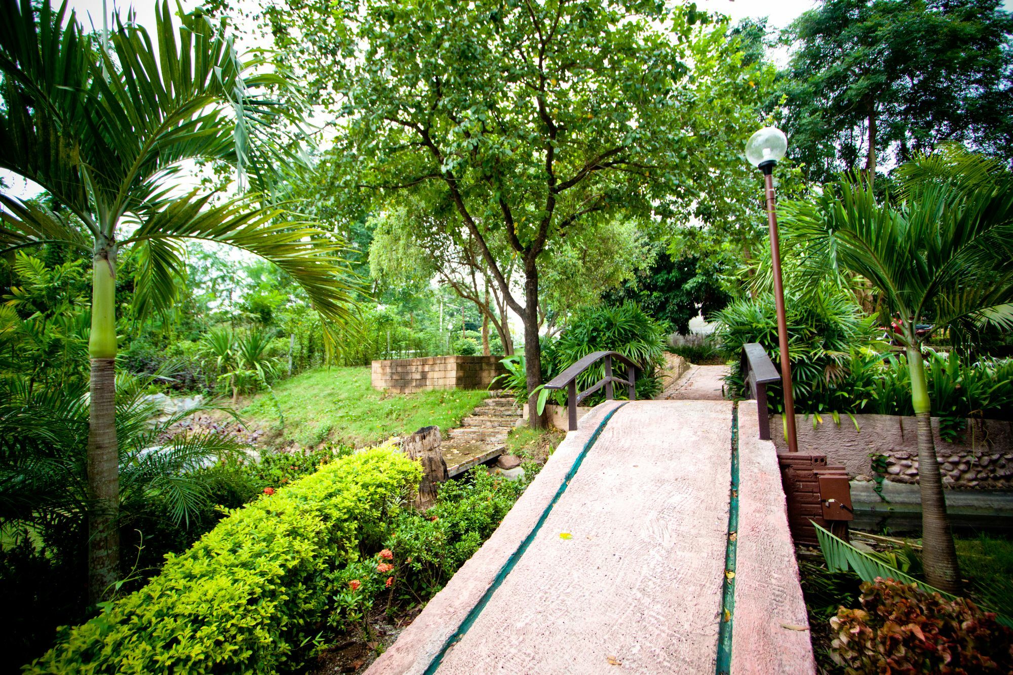 Touch Star Resort Chom Thong Exterior foto